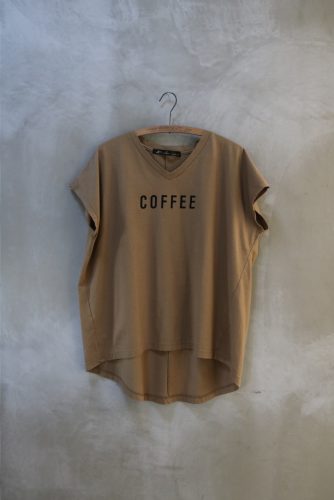 新品未使用】ハグオーワー CLOTH&CROSS 妄想カフェTシャツ-